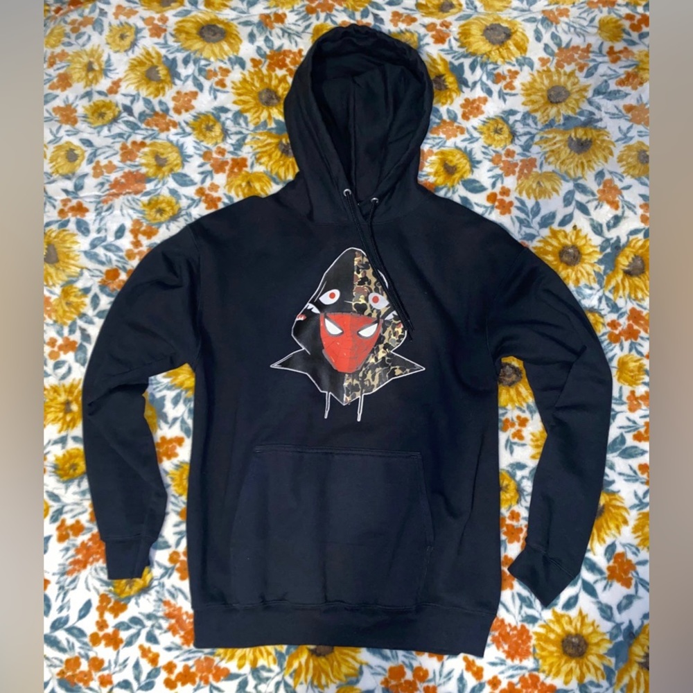 Spider-Man hoodie medium